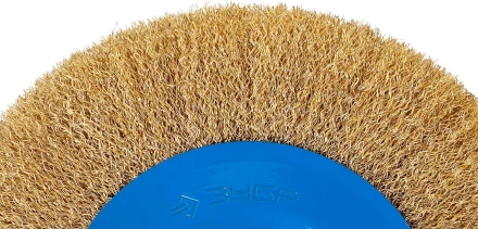 ЗУБР &quot;ПРОФЕССИОНАЛ&quot;. Щетка дисковая для точильно-шлифовального станка, витая стальная латунирован проволока 0,3мм, 200х32мм 35186-200_z01 купить в Кургане