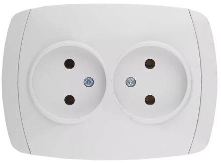 Розетка СВЕТОЗАР "CITY LIGHT" двойная в сборе, без заземления, цвет белый, 16А/~250В SV-54202-W купить в Кургане