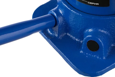 Домкрат гидравлический бутылочный T50, 12т, 228-467мм, ЗУБР Профессионал 43060-12 43060-12_z01 купить в Кургане