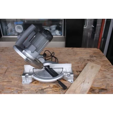 Пила торцовочная MS-5525 N STURM купить в Кургане