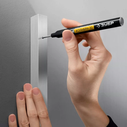 ЗУБР Колибри-30 черный, наконечник L 30 мм,  2.8 мм, перманентный маркер для отверстий (06338-2) купить в Кургане