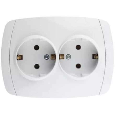 Розетка СВЕТОЗАР &quot;CITY LIGHT&quot; двойная в сборе, с заземлением, цвет белый, 16А/~250В SV-54207-W купить в Кургане