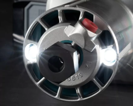 Аккумуляторный Фрезер Кромочный Makita RT001GZ19 (без АКБ и ЗУ) купить в Кургане