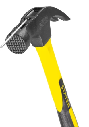 Молоток-гвоздодер &quot;Fiberglass-M&quot; с фиберглассовой рукояткой, с магнитом, 450 г, STAYER Professional 2027-450 купить в Кургане
