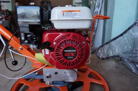 Затирочная машина по бетону Samsan WPT 242 бензиновая купить в Кургане