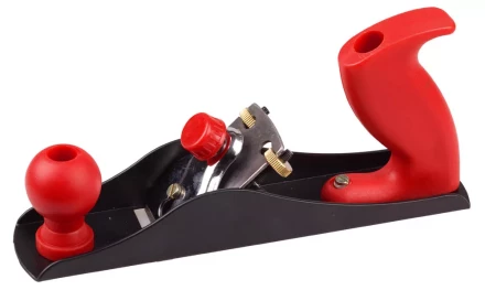 Рубанок ЗУБР &quot;МАСТЕР&quot; металлический, с регулируемым лезвием, 44х235мм 18640-23 купить в Кургане