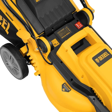 Газонокосилка электрическая GMC-1800, шир. 38см, 1800 Вт, 6 уров., травосб. 35 л// Denzel купить в Кургане