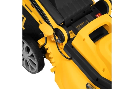 Газонокосилка электрическая GMC-2000, шир. 44см, 2000 Вт, 6 уров., травосб. 45 л// Denzel купить в Кургане