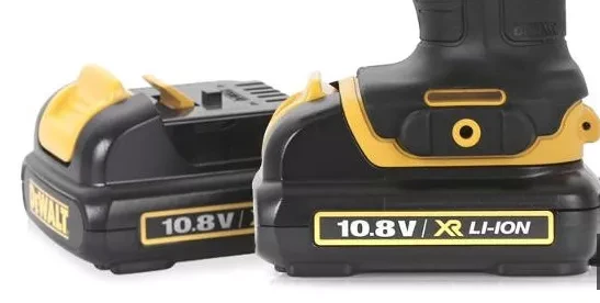 Аккумуляторная дрель DeWalt DCD 710 C2 купить в Кургане