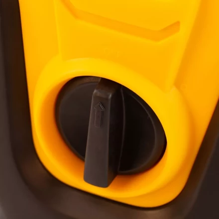 Минимойка-мойка высокого давления DENZEL R-165D с барабаном 58235 купить в Кургане