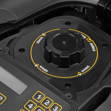 Робот-газонокосилка Grass Master 1000, ультразвуковой датчик, 3 Ач, LCD дисплей, Wi-Fi // Denzel купить в Кургане