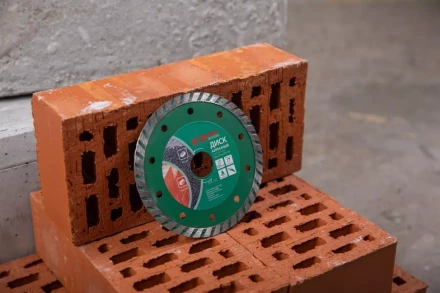 Круг алмазный HAMMER (206-112 DB TB) Ф125х22мм универсальный купить в Кургане