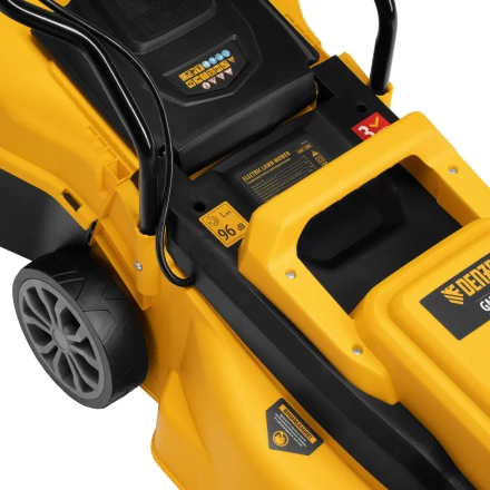 Газонокосилка электрическая GMC-1200, шир.,32см, 1200 Вт, 3 уров., травосб. 30 л// Denzel купить в Кургане