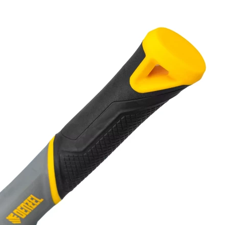 Кувалда с клиновидным бойком 1,35 кг Denzel 11015, фибергласовая рукоятка c TPR купить в Кургане