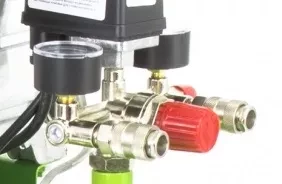 Компрессор масляный поршневой прямой привод Сибртех КК-1500/24 58037 купить в Кургане