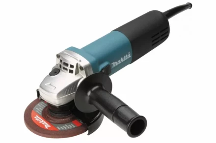 Угловая шлифмашина Makita 9558HNRK купить в Кургане