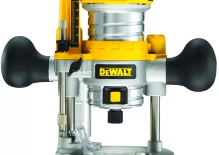Фрезер погружной кромочный D26203 двуручный DeWalt купить в Кургане
