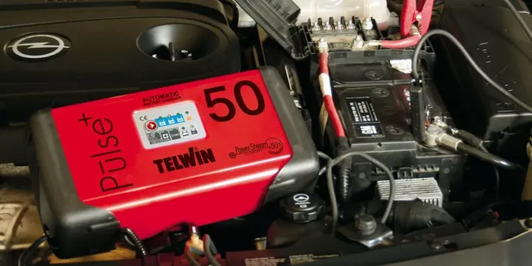 Зарядное устройство PULSE 50  6V/12V/24V Telwin купить в Кургане