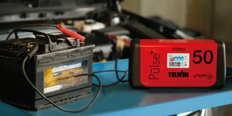 Зарядное устройство PULSE 50  6V/12V/24V Telwin купить в Кургане