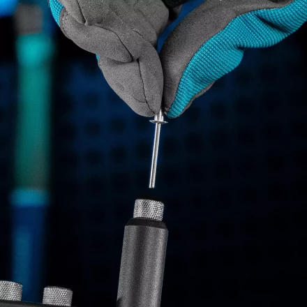 Заклепочник ручной Gross 40415, 260 мм, заклепки 2,4-3,2-4,0-4,8 мм купить в Кургане