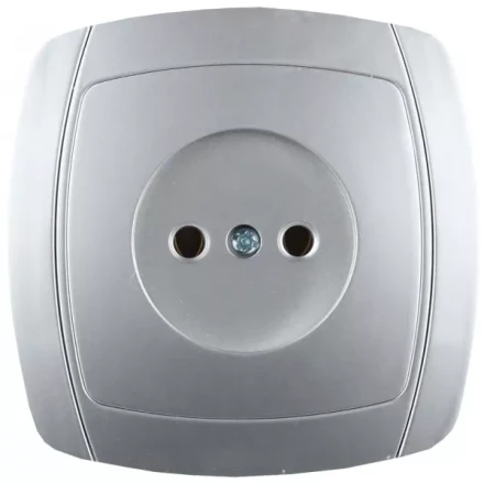 Розетка СВЕТОЗАР &quot;АКЦЕНТ&quot; одинарная в сборе, без заземления, цвет серебристый металлик, 16А/~250В SV-54200-SM купить в Кургане