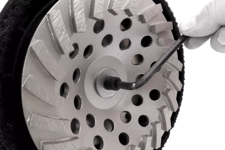 Шлифовальная машина по бетону MESSER M3026 купить в Кургане