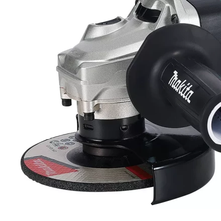 Углошлифовальная машина (болгарка) Makita GA5095X01 1900Вт, 125мм купить в Кургане