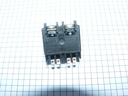 Выключатель SF125 7(7)A 5E4 V000-003-302 купить в Кургане