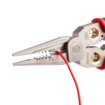 Мультитул-длинногубцы КВТ MT-03 (6 в 1) с функцией снятия изоляции и резки (102401) купить в Кургане