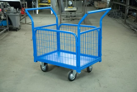 Тележка платформенная TOR ТП-2С (600х900) с бортами из сетки и двумя ручками (колеса 160 мм) 1012414 купить в Кургане