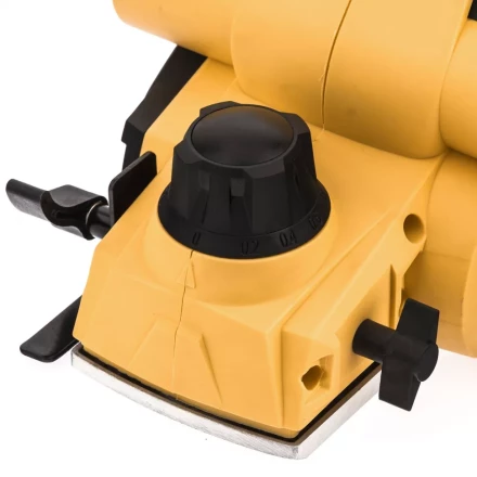 Рубанок электрический EP-82 Denzel 27801 купить в Кургане