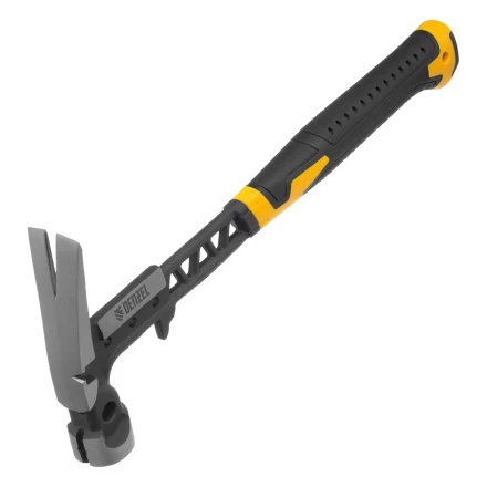 Молоток строительный 450 г, цельнокованый,боек с магнитом, двухкомп. обрезин. рук-ка Denzel 10468 купить в Кургане