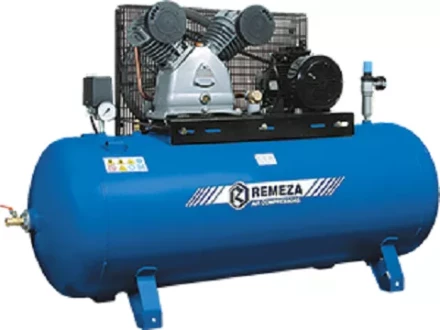 Компрессор масляный поршневой ременной СБ 4/Ф-270 LB 50 Remeza купить в Кургане