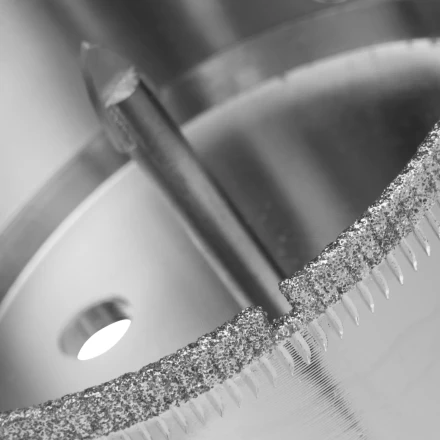 Сверло по керамической плитке и стеклу Сибртех, 68 х 55 мм, шестигранный хвостовик, с центрующим сверлом купить в Кургане