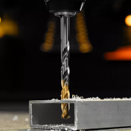 Сверло спиральное по металлу Denzel 8 x 117 мм, Р6М5, Golden Tip, 718239 купить в Кургане