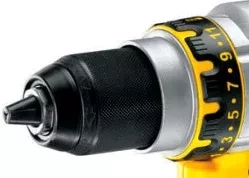 Дрель-винтоверт аккумуляторная DeWalt DCD 932 М2 купить в Кургане