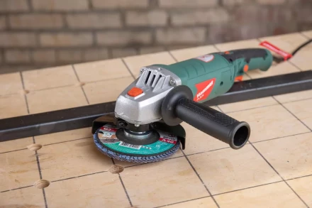 Круг Лепестковый Торцевой (КЛТ) HAMMER КЛТ 1 Ф125х22 Р40 213-007 купить в Кургане