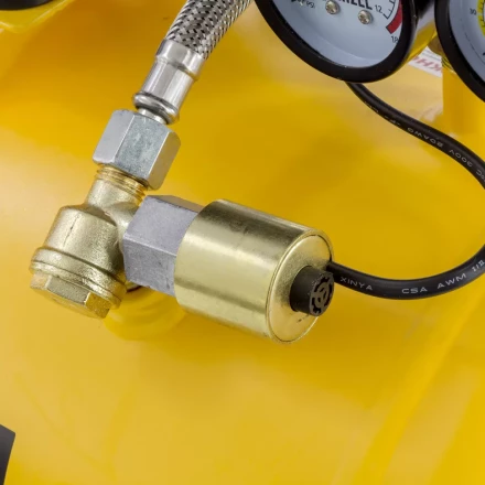 Компрессор безмаслянный Denzel DLS950/24 малошумный 58026 купить в Кургане