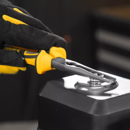 Длинногубцы прямые 205 мм Denzel 17302, трехкомпонентные рукоятки купить в Кургане