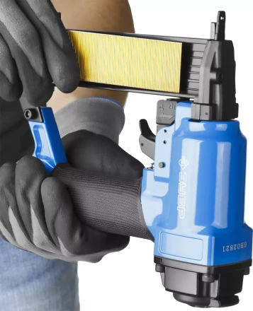 Степлер (гвозде/скобозабиватель) пневматический для скоб тип 55 (16-30 мм) и тип 300 (10-35 мм) 3192 серия ПРОФЕССИОНАЛ купить в Кургане