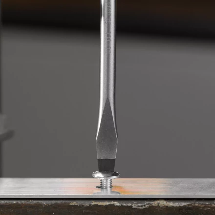 Набор отверток на полке Denzel, 8 шт., PH+SL, S2, 3к рукоятка, 122137 купить в Кургане