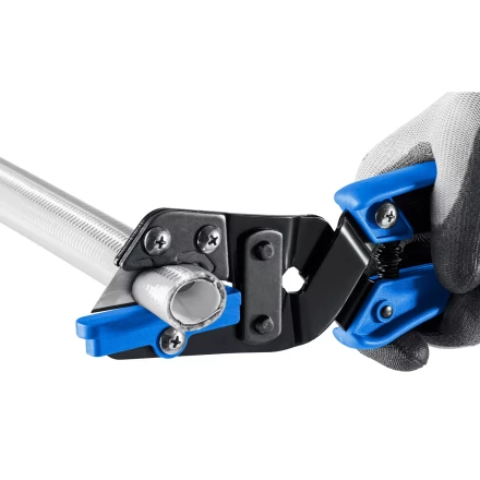 ЗУБР Универсал, для пластмассовых и резиновых профилей, угловые ножницы со сменным трапециевидным лезвием, Профессионал (23371) купить в Кургане