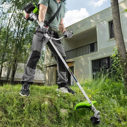 Триммер бензиновый Сибртех ТС-3000Н, 52 см3, неразъемная штанга, состоит из 2 частей 962255 купить в Кургане