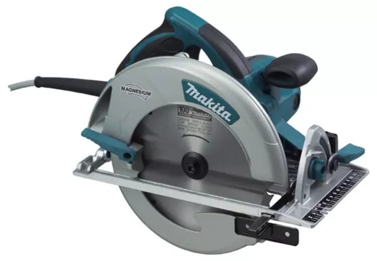 Пила циркулярная дисковая Makita 5008MG купить в Кургане