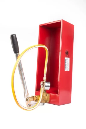 Опрессовочный насос ручной TOR 12 л 5 МПА 1003482 купить в Кургане