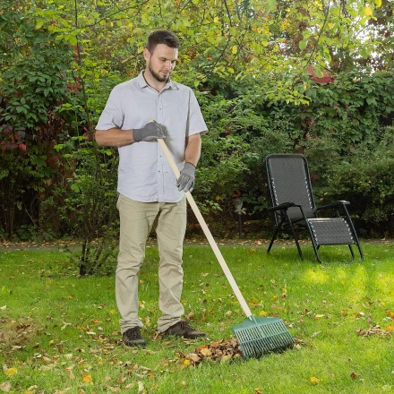 Грабли веерные пластиковые Сибртех, 420 мм, 22 плоских зуба, без черенка, Россия, 617055 купить в Кургане
