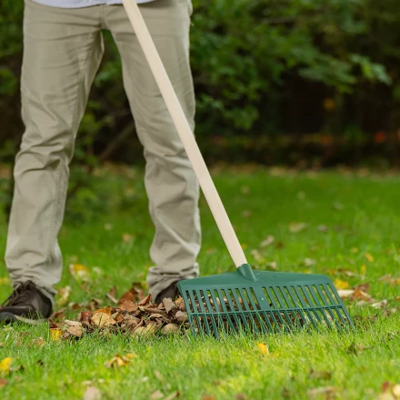 Грабли веерные пластиковые Сибртех, 420 мм, 22 плоских зуба, без черенка, Россия, 617055 купить в Кургане