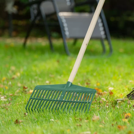 Грабли веерные пластиковые Сибртех, 420 мм, 22 плоских зуба, без черенка, Россия, 617055 купить в Кургане