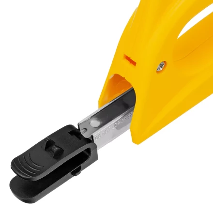 Степлер пластиковый, скобы в комплекте, тип 53, 6-10 мм Denzel 40221 купить в Кургане