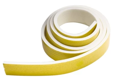 Уплотнитель для окон со скотчем 5х8 мм 18 м СИБРТЕХ 93855 купить в Кургане